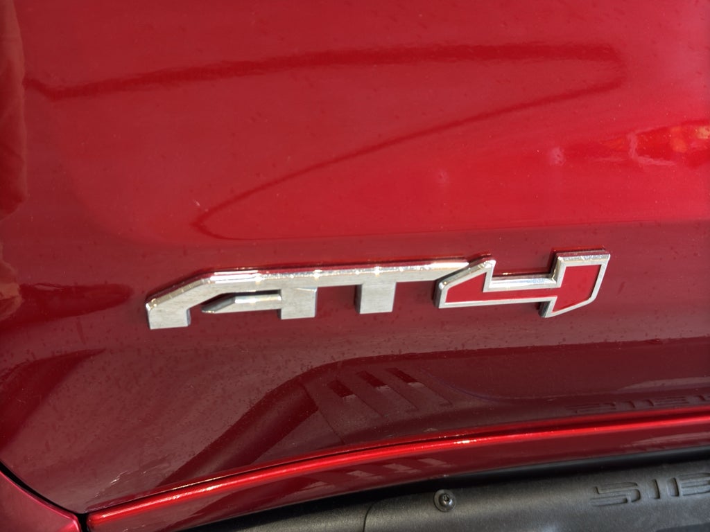 2023 GMC Sierra 1500 AT4