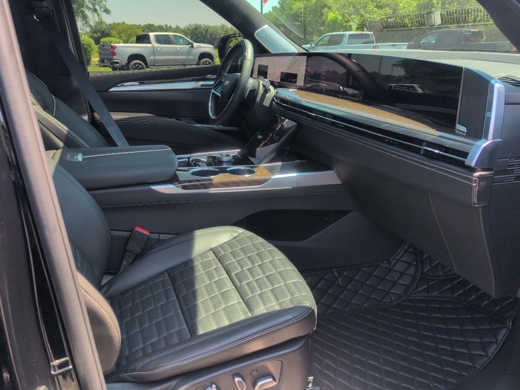 2025 Cadillac Escalade Sport Platinum