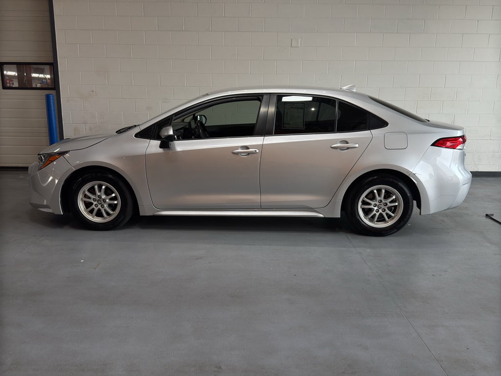 2022 Toyota Corolla Hybrid LE