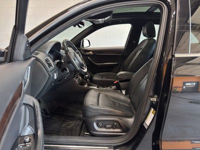 2015 Audi Q3 2.0T Prestige